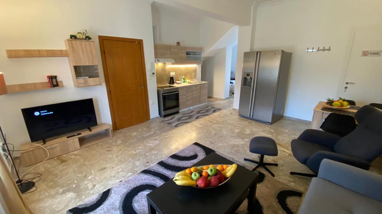 Patras Golden Suite Luaran gambar