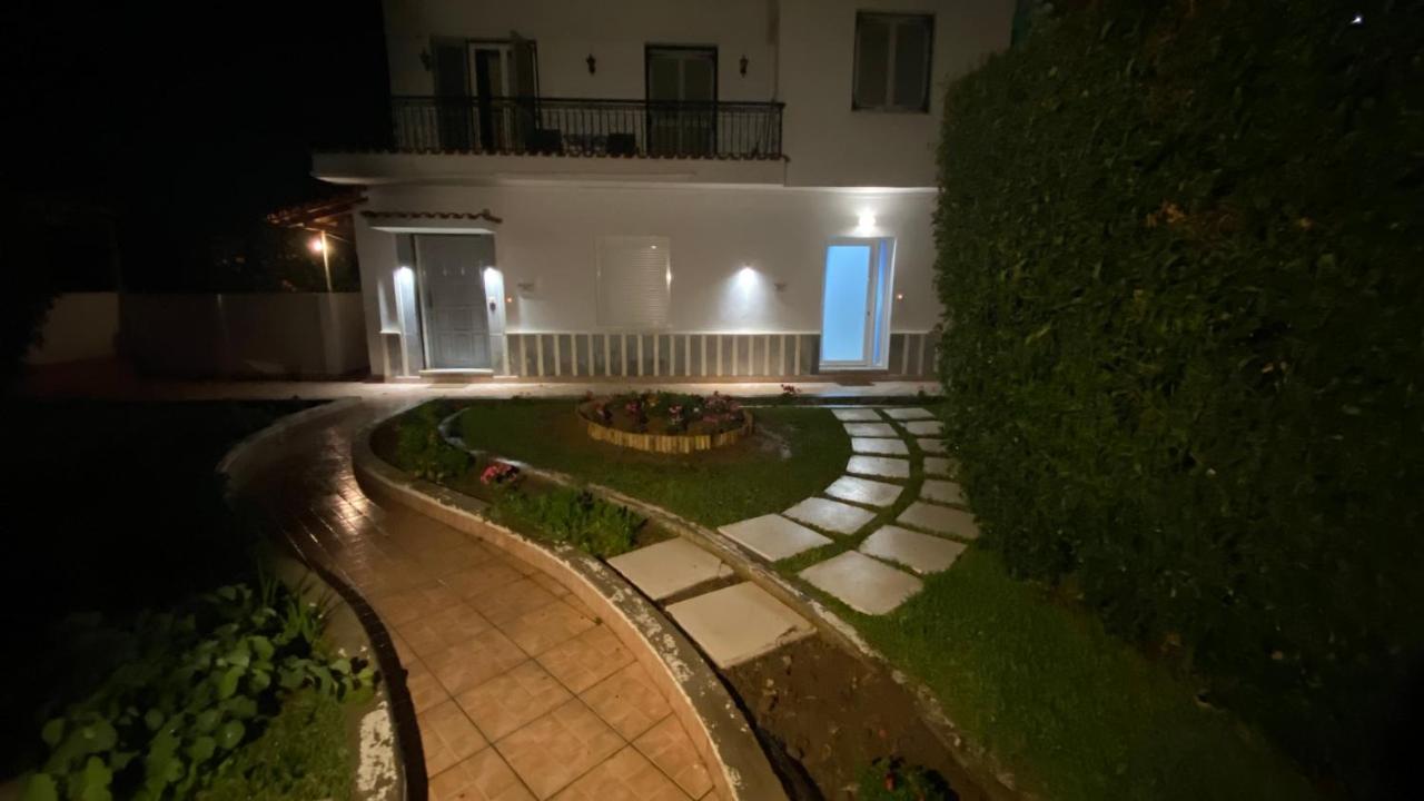 Patras Golden Suite Luaran gambar