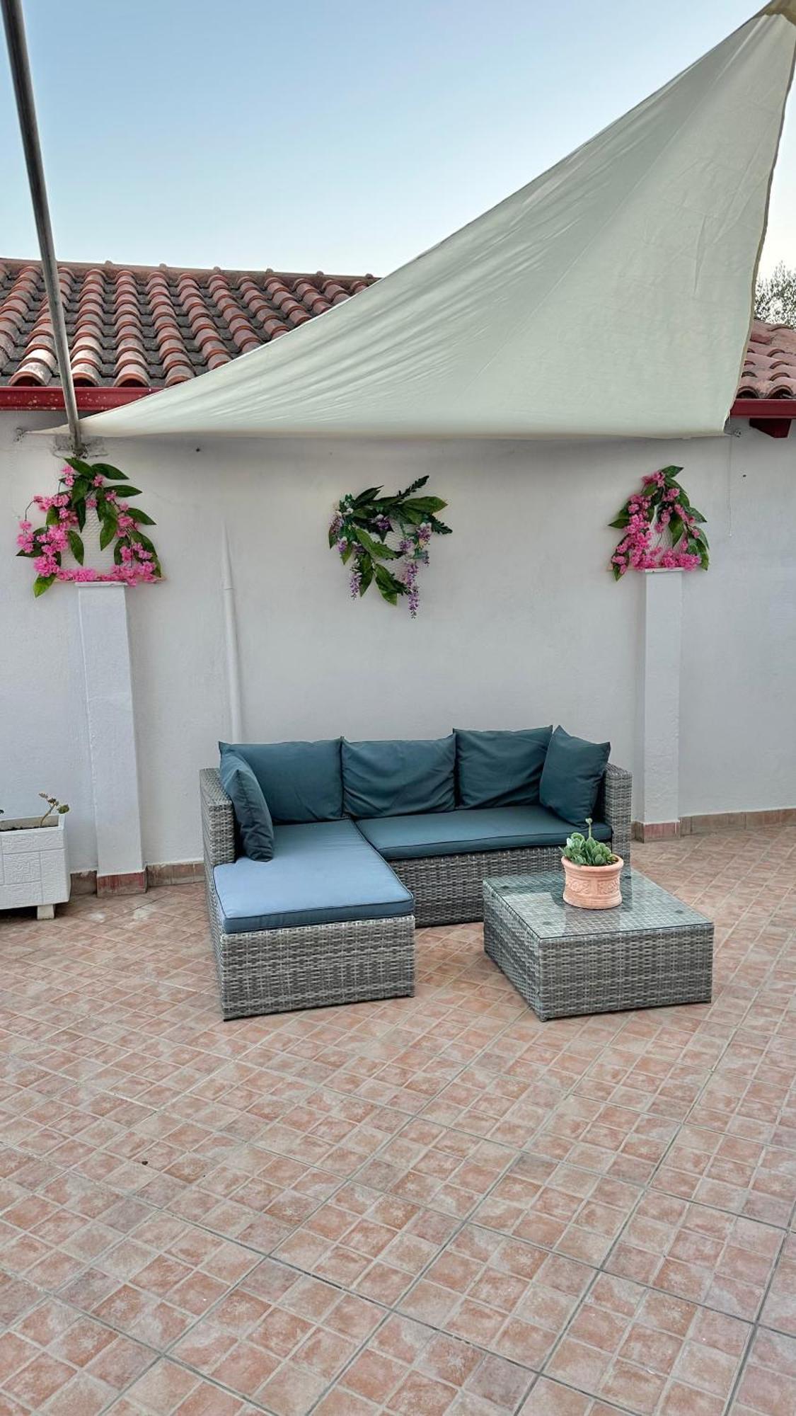 Patras Golden Suite Luaran gambar